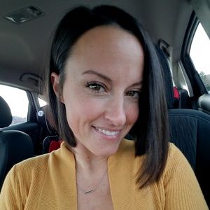 Meet your Posher, Kelli